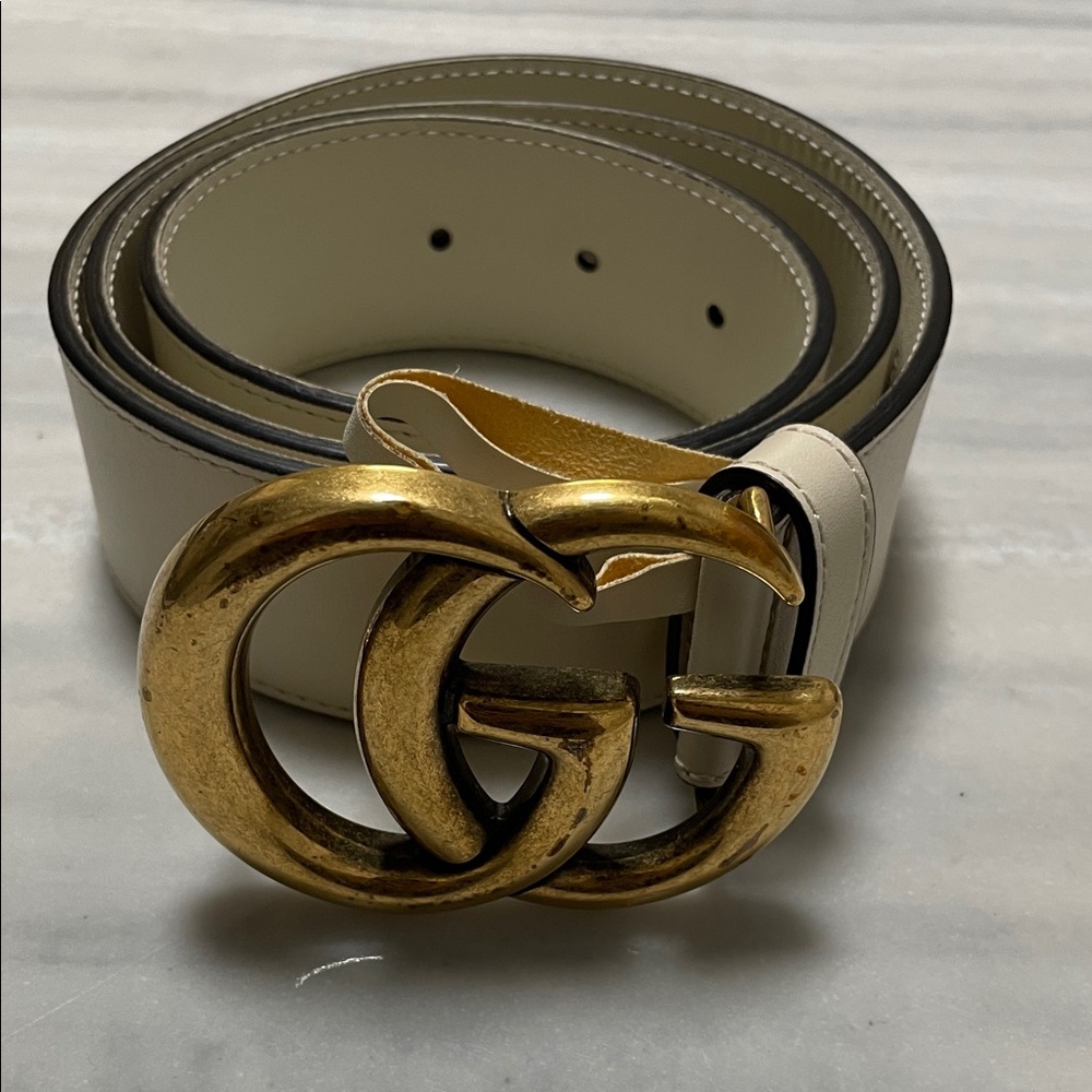 Gucci Cream Leather Belt with Gold GG Buckle